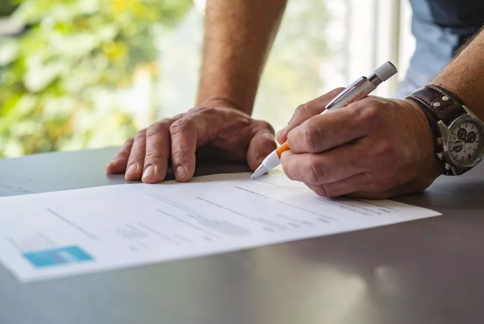 contrat aide-ménager.ère